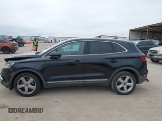 2017 Lincoln MKC Premiere with VIN 5LMCJ1C96HUL03694, listed as a IAAI auction lot 41639790 with 75,678 mi miles and . Bid and sale history available at DreamBid. Image 14.