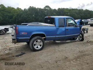 1997 Chevrolet Silverado 1500 with VIN 1GBEK19R2VE220827, listed as a Copart auction lot 70292814 with 172,162 mi miles and Non Repairable. Bid and sale history available at DreamBid. Image 3.