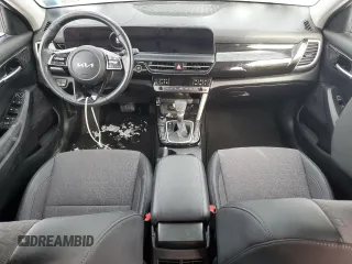 2024 Kia Seltos S z VIN KNDEUCAA2R7476435, wystawiony jako Copart lot #44722865 z przebiegiem 12 012 mil mil oraz Nie do naprawy • Non repairable. Historia ofert i sprzedaży dostępna na DreamBid. Obrazek 8.