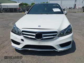 2015 Mercedes-Benz E 350 Luxury with VIN WDDHF8JBXFB088879, listed as a IAAI auction lot 42132658 with Not Provided miles and . Bid and sale history available at DreamBid. Image 6.