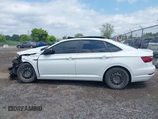 2020 Volkswagen Jetta S с VIN 3VWN57BUXLM036499, выставлен на аукционе IAAI как лот 42554913 с пробегом 110 621 миль миль и . История ставок и продаж доступна на DreamBid. Изображение 15.