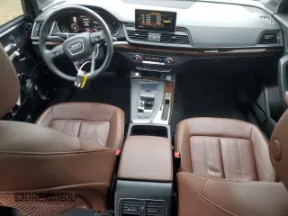 2018 Audi Q5 Premium Plus z VIN WA1BNAFY7J2174497, wystawiony jako Copart lot #49062145 z przebiegiem 98 606 mil mil oraz Szkoda całkowita • Salvage title. Historia ofert i sprzedaży dostępna na DreamBid. Obrazek 8.