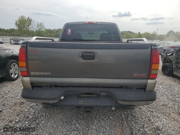 1999 GMC New Sierra 1500 SLE with VIN 1GTEK19T0XE507125, listed as a Copart auction lot 70685694 with NaN miles and Salvage Title. Bid and sale history available at carsss.com. Image 6.