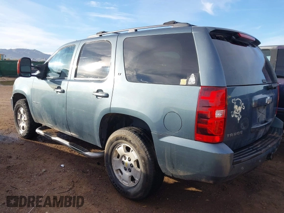 2010 Chevrolet Tahoe LT z VIN 1GNUKBE07AR213502, wystawiony jako IAAI lot #41796949 z przebiegiem 267 196 mil mil oraz . Historia ofert i sprzedaży dostępna na DreamBid. Obrazek 3.