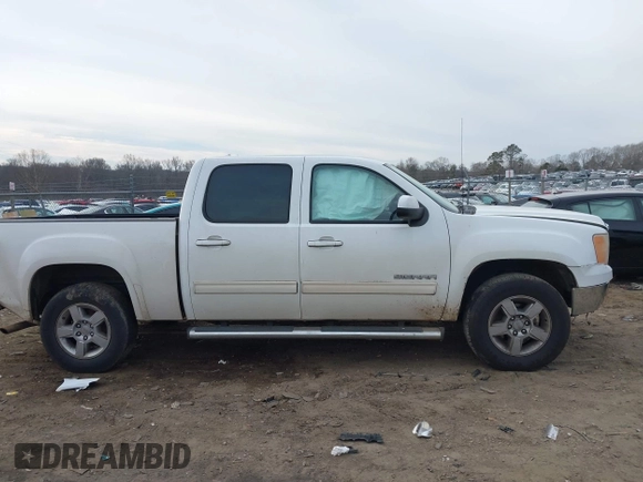 2010 GMC Sierra 1500 SLT z VIN 3GTRCWE00AG287606, wystawiony jako IAAI lot #41406243 z przebiegiem 218 866 mil mil oraz . Historia ofert i sprzedaży dostępna na DreamBid. Obrazek 14.