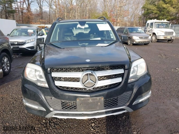 2014 Mercedes-Benz GLK-Class GLK 350 with VIN WDCGG8JB8EG231844, listed as a IAAI auction lot 41575123 with NaN miles. Bid and sale history available at carsss.com. Image 12.