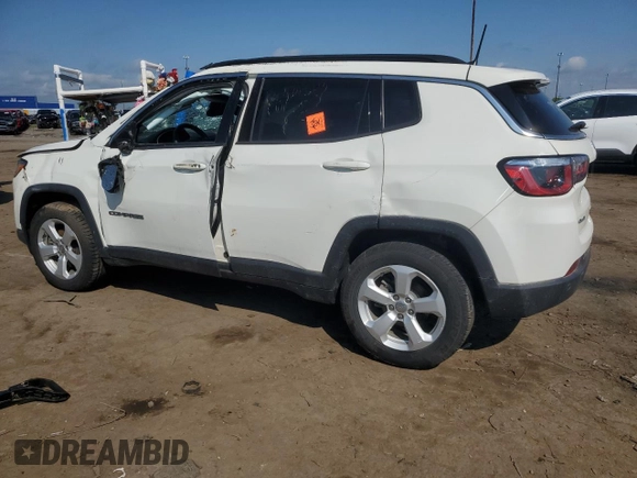 2018 Jeep Compass Latitude z VIN 3C4NJDBB7JT333535, wystawiony jako Copart lot #57238105 z przebiegiem 52 272 mil mil oraz Szkoda całkowita • Salvage title. Historia ofert i sprzedaży dostępna na DreamBid. Obrazek 2.