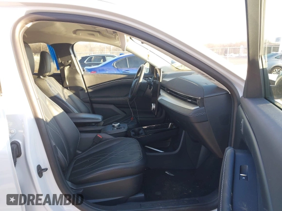 2023 Ford Mustang Mach-E Select с VIN 3FMTK1SS2PMA14383, выставлен на аукционе IAAI как лот 41294109 с пробегом 18 346 миль миль и . История ставок и продаж доступна на DreamBid. Изображение 5.