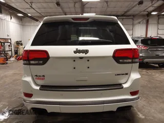 2020 Jeep Grand Cherokee Limited X z VIN 1C4RJFBGXLC167132, wystawiony jako IAAI lot #42155335 z przebiegiem 86 886 mil mil oraz . Historia ofert i sprzedaży dostępna na DreamBid. Obrazek 16.