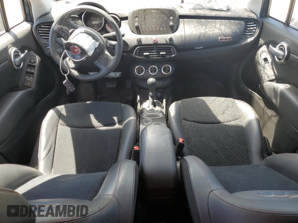 2018 FIAT 500X Urbana Edition z VIN ZFBCFXCB6JP642249, wystawiony jako Copart lot #55864355 z przebiegiem 60 798 mil mil oraz Szkoda całkowita • Salvage title. Historia ofert i sprzedaży dostępna na DreamBid. Obrazek 8.