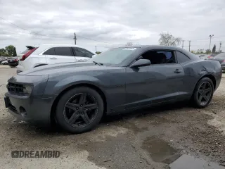 2012 Chevrolet Camaro 2LS z VIN 2G1FA1E32C9193934, wystawiony jako Copart lot #53507935 z przebiegiem 199 906 mil mil oraz Czysty tytuł • Clean title. Historia ofert i sprzedaży dostępna na DreamBid. Obrazek 1.