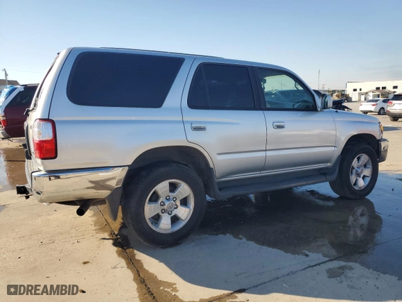 2001 Toyota 4Runner SR5 with VIN JT3GN86R310216872, listed as a Copart auction lot 88540735 with 241,827 mi miles and Clean Title. Bid and sale history available at carsss.com. Image 3.