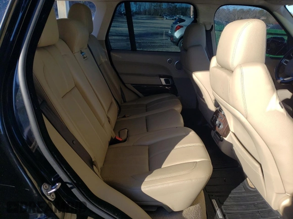 2017 Land Rover Range Rover z VIN SALGR2FK3HA352061, wystawiony jako Copart lot #89374395 z przebiegiem 58 085 mil mil oraz Szkoda całkowita • Salvage title. Historia ofert i sprzedaży dostępna na DreamBid. Obrazek 10.