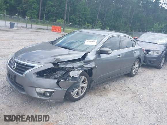 2015 Nissan Altima SV z VIN 1N4AL3AP9FC575493, wystawiony jako IAAI lot #42065104 z przebiegiem 230 291 mil mil oraz . Historia ofert i sprzedaży dostępna na DreamBid. Obrazek 2.