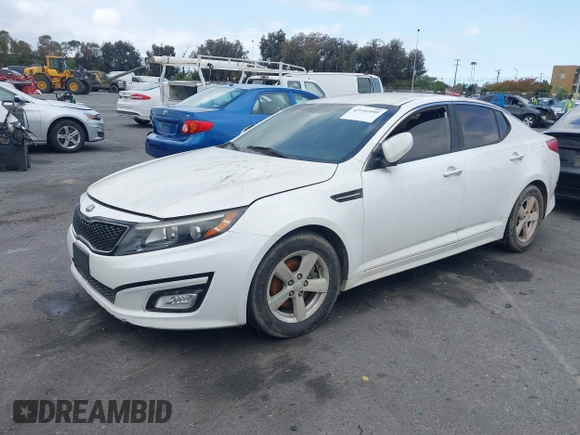 2015 Kia Optima LX with VIN KNAGM4A70F5644189, listed as a IAAI auction lot 42141090 with 140,346 mi miles. Bid and sale history available at carsss.com. Image 2.