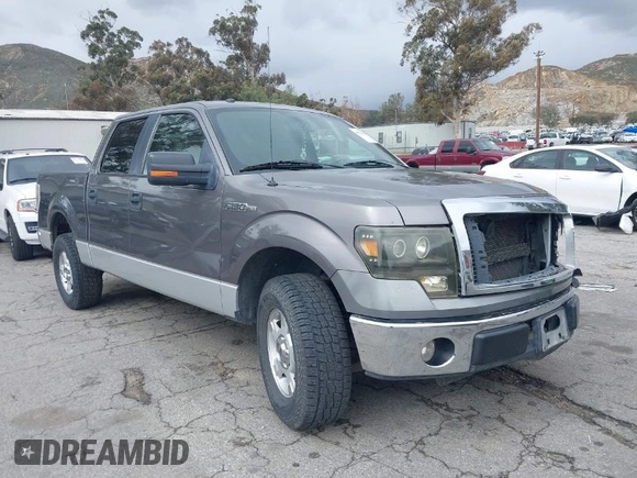 2010 Ford F-150 XL with VIN 1FTEW1C87AKB05460, listed as a IAAI auction lot 41734786 with 198,395 mi miles. Bid and sale history available at carsss.com. Image 1.