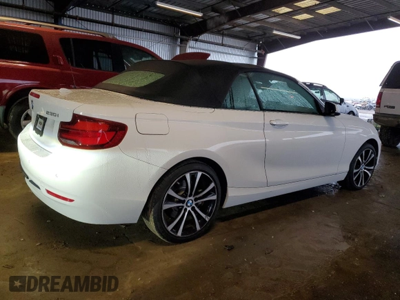 2020 BMW 2 Series 230i with VIN WBA2M7C04L7E23712, listed as a Copart auction lot 86177604 with 50,961 mi miles and Salvage Title. Bid and sale history available at carsss.com. Image 3.