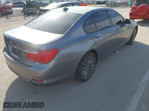 2009 BMW 7 Series 750i с VIN WBAKA83599CY34420, выставлен на аукционе IAAI как лот 41448738 с пробегом 105 141 миль миль и . История ставок и продаж доступна на DreamBid. Изображение 4.