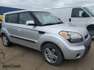 2010 Kia Soul ! with VIN KNDJT2A23A7104451, listed as a Copart auction lot 51343295 with 212,685 mi miles and Clean Title. Bid and sale history available at carsss.com. Image 4.