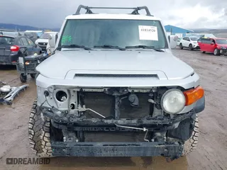 2007 Toyota FJ Cruiser with VIN JTEBU11FX70056992, listed as a IAAI auction lot 41814520 with 162,583 mi miles. Bid and sale history available at carsss.com. Image 13.