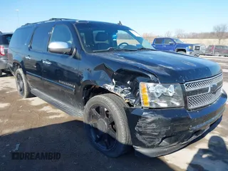 2008 Chevrolet Suburban Commercial with VIN 1GNFK16338J235887, listed as a IAAI auction lot 41371263 with 200,049 mi miles. Bid and sale history available at carsss.com. Image 1.