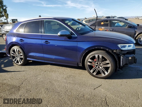 2020 Audi SQ5 Premium Plus with VIN WA1B4AFY4L2077702, listed as a Copart auction lot 76933874 with 76,419 mi miles and Salvage Title. Bid and sale history available at DreamBid. Image 4.