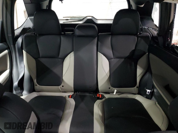 2025 Subaru Forester with VIN JF2SLDAC2SH424463, listed as a Copart auction lot 43462085 with 4,458 mi miles and Salvage title. Bid and sale history available at DreamBid. Image 10.