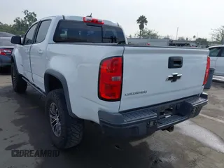 2018 Chevrolet Colorado 4WD ZR2 with VIN 1GCPTEE19J1175475, listed as a IAAI auction lot 41473714 with 107,809 mi miles. Bid and sale history available at carsss.com. Image 3.