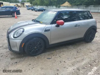 2024 MINI Hardtop 2 Door Cooper SE with VIN WMW13DJ09R2U35924, listed as a Copart auction lot 63788164 with 11,155 mi miles and Salvage Title. Bid and sale history available at carsss.com. Image 1.