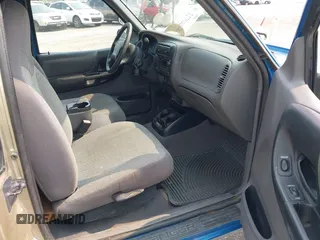 2001 Ford Ranger XL Fleet z VIN 1FTZR15E81PB66332, wystawiony jako IAAI lot #42401723 z przebiegiem 161 763 mil mil oraz . Historia ofert i sprzedaży dostępna na DreamBid. Obrazek 5.