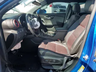 2020 Chevrolet Blazer RS z VIN 3GNKBKRS3LS624009, wystawiony jako Copart lot #51713845 z przebiegiem 45 945 mil mil oraz Szkoda całkowita • Salvage title. Historia ofert i sprzedaży dostępna na DreamBid. Obrazek 7.