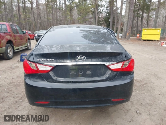 2012 Hyundai Sonata GLS with VIN 5NPEB4ACXCH340280, listed as a IAAI auction lot 41375927 with Not Provided miles. Bid and sale history available at carsss.com. Image 17.