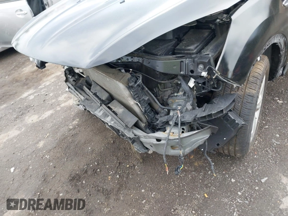 2015 Ford Escape SE with VIN 1FMCU0GX4FUC32490, listed as a IAAI auction lot 41988346 with 113,864 mi miles and . Bid and sale history available at DreamBid. Image 6.