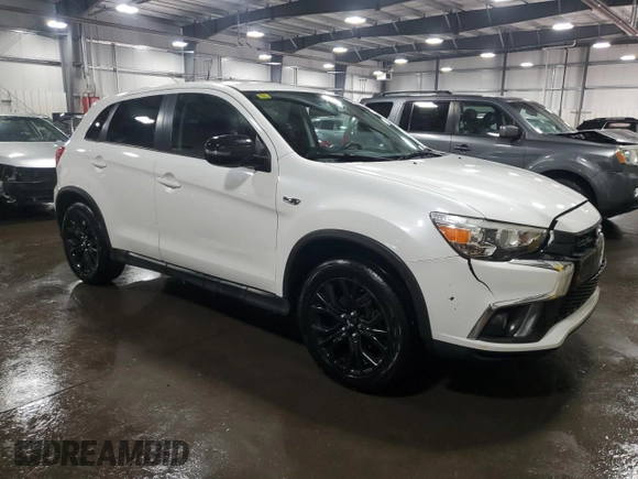2018 Mitsubishi Outlander ES z VIN JA4AP3AUXJU016309, wystawiony jako Copart lot #58558895 z przebiegiem 68 421 mil mil oraz Szkoda całkowita • Salvage title. Historia ofert i sprzedaży dostępna na DreamBid. Obrazek 4.