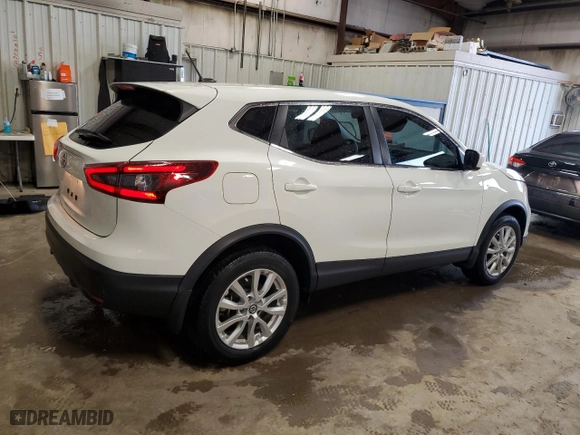 2021 Nissan Rogue Sport S with VIN JN1BJ1AV1MW317023, listed as a Copart auction lot 47377315 with 40,695 mi miles and Salvage Title. Bid and sale history available at carsss.com. Image 3.