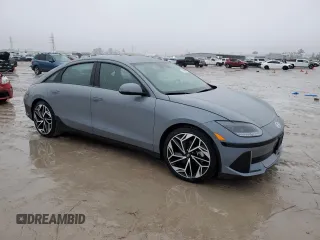 2023 Hyundai Ioniq 6 SEL z VIN KMHM34AA8PA053522, wystawiony jako Copart lot #43194905 z przebiegiem 20 838 mil mil oraz Szkody całkowita. Historia ofert i sprzedaży dostępna na DreamBid. Obrazek 4.
