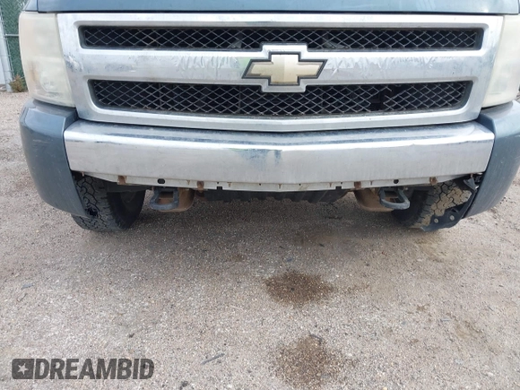 2007 Chevrolet Silverado 1500 1LT with VIN 1GCEK19087Z649494, listed as a IAAI auction lot 41913771 with 196,954 mi miles and . Bid and sale history available at DreamBid. Image 6.