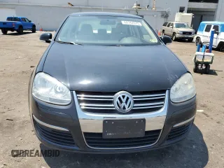 2010 Volkswagen Jetta Limited Edition with VIN 3VWAZ7AJXAM117641, listed as a Copart auction lot 62747675 with 174,407 mi miles and Salvage title. Bid and sale history available at DreamBid. Image 5.