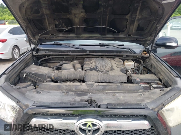 2013 Toyota 4Runner SR5 with VIN JTEZU5JR6D5049116, listed as a IAAI auction lot 42492796 with 227,020 mi miles and . Bid and sale history available at DreamBid. Image 10.