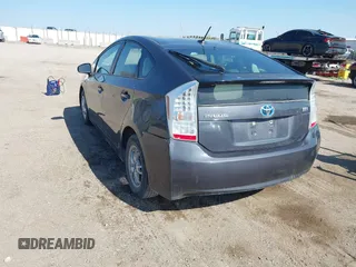 2011 Toyota Prius I with VIN JTDKN3DU4B0272062, listed as a IAAI auction lot 42082145 with 178,605 mi miles and . Bid and sale history available at DreamBid. Image 3.