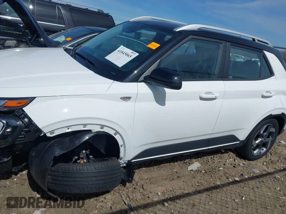 2024 Hyundai Venue SEL with VIN KMHRC8A3XRU326010, listed as a IAAI auction lot 41845065 with 2,604 mi miles and . Bid and sale history available at DreamBid. Image 15.