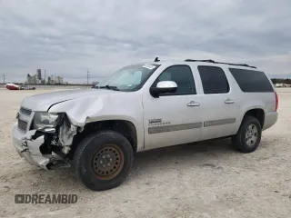 2014 Chevrolet Suburban LT with VIN 1GNSCJE07ER160935, listed as a Copart auction lot 46928335 with 123,811 mi miles and Salvage Title. Bid and sale history available at carsss.com. Image 1.
