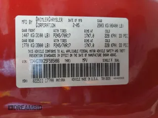 2005 Dodge Durango SXT z VIN 1D4HD38K25F585086, wystawiony jako Copart lot #89017805 z przebiegiem 195 929 mil mil oraz Szkoda całkowita • Salvage title. Historia ofert i sprzedaży dostępna na DreamBid. Obrazek 13.
