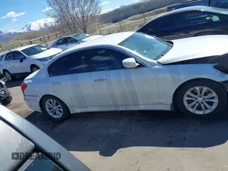 2013 Hyundai Genesis 3.8L with VIN KMHGC4DD4DU250393, listed as a IAAI auction lot 41854097 with 147,751 mi miles and . Bid and sale history available at DreamBid. Image 14.