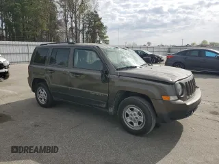 2015 Jeep Patriot Sport with VIN 1C4NJPBB5FD334648, listed as a Copart auction lot 50213805 with 184,019 mi miles and Salvage Title. Bid and sale history available at DreamBid. Image 4.