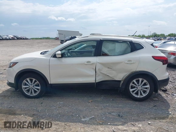 2017 Nissan Rogue SV with VIN JN1BJ1CR3HW100711, listed as a IAAI auction lot 42157090 with 106,067 mi miles and . Bid and sale history available at DreamBid. Image 14.