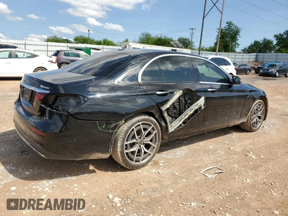 2021 Mercedes-Benz E 350 z VIN W1KZF8EB7MA882336, wystawiony jako Copart lot #53719515 z przebiegiem 26 522 mil mil oraz Szkoda całkowita • Salvage title. Historia ofert i sprzedaży dostępna na DreamBid. Obrazek 3.