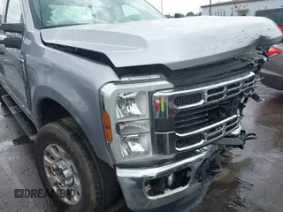 2024 Ford Super Duty F-250 SRW XL with VIN 1FT7W2BT9RED24404, listed as a IAAI auction lot 41851217 with 25,627 mi miles. Bid and sale history available at carsss.com. Image 18.