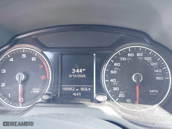 2016 Audi Q5 Premium with VIN WA1C2AFP0GA053619, listed as a IAAI auction lot 41839925 with 186,862 mi miles. Bid and sale history available at carsss.com. Image 7.