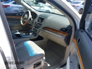 2010 Lincoln MKT EcoBoost with VIN 2LMHJ5AT6ABJ10752, listed as a IAAI auction lot 42140610 with Not Provided miles and . Bid and sale history available at DreamBid. Image 5.